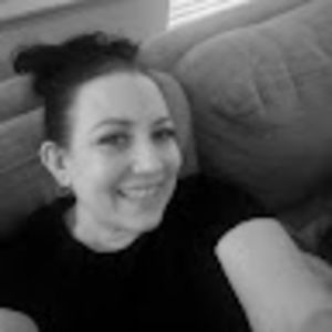 Meet your Posher, Danae